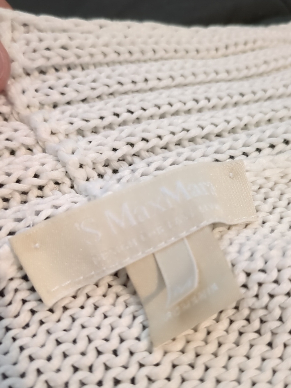 Authentic MaxMara Women’s Cream Wrap-Front Knit Sweater Size Medium - Italy! - Picture 2 of 3